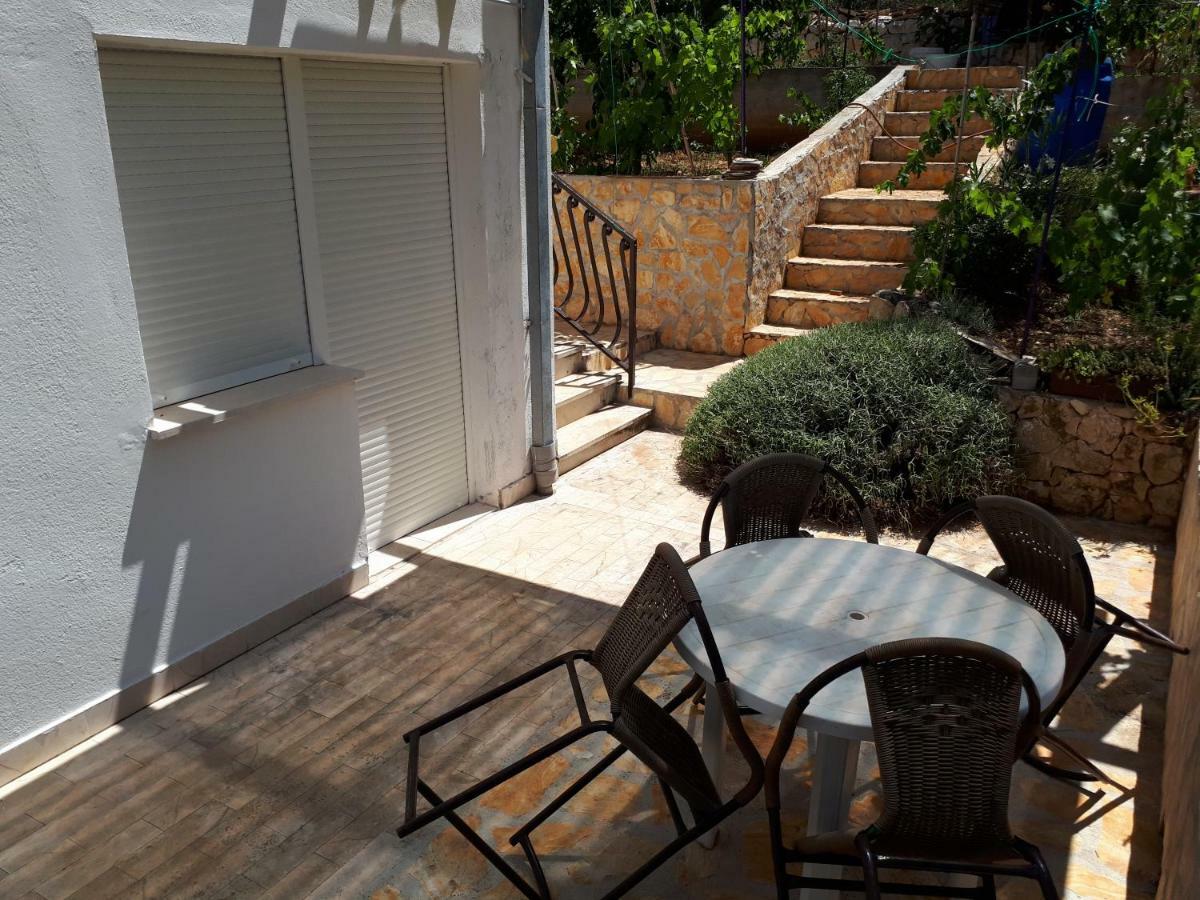Apartments Luki Trogir Buitenkant foto