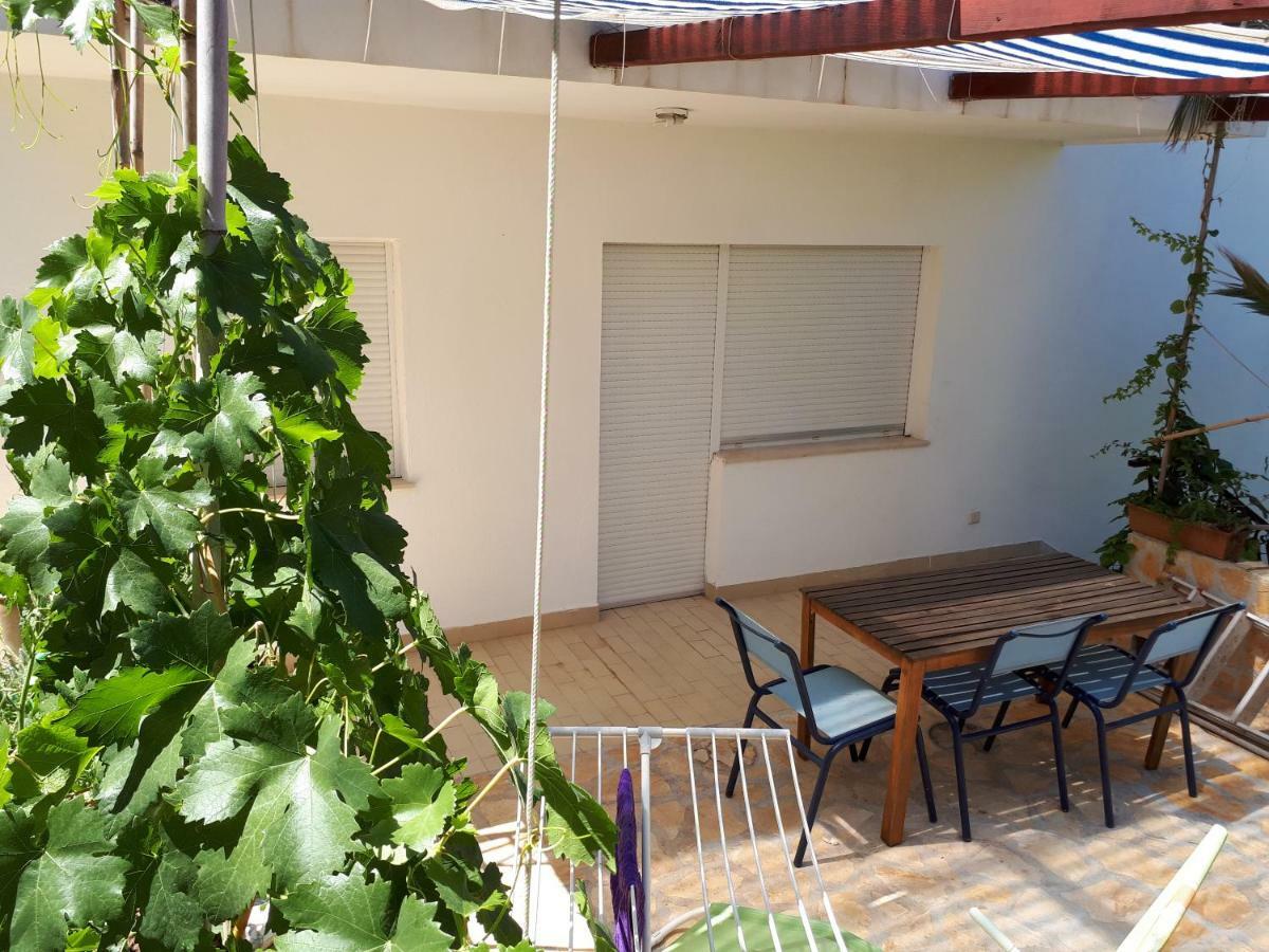 Apartments Luki Trogir Buitenkant foto