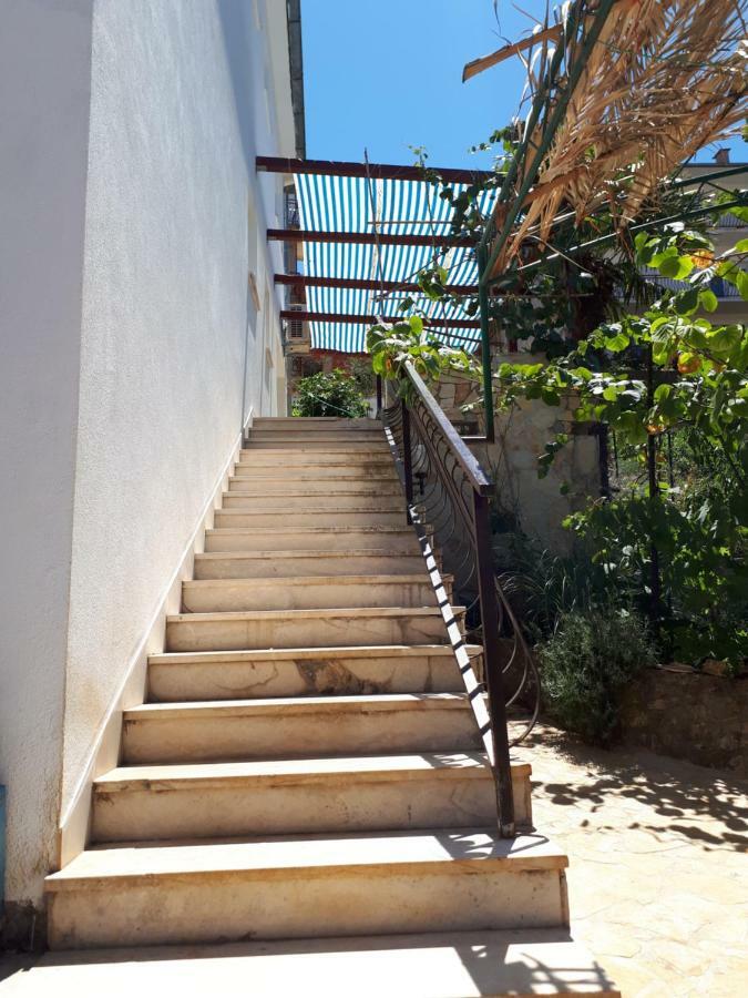 Apartments Luki Trogir Buitenkant foto